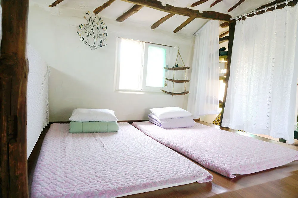 Hotel Unnie Guesthouse - Hostel Jeju